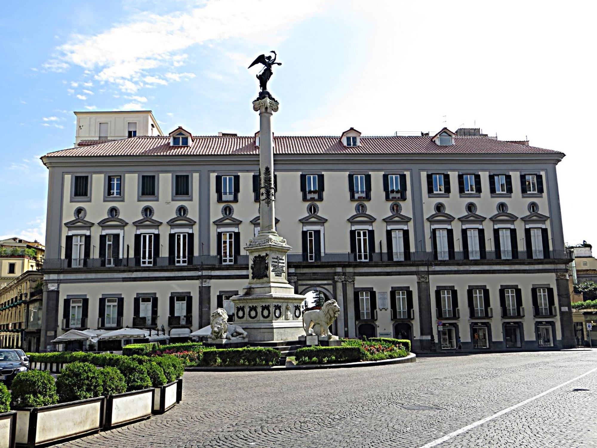 Casa Movie Apartment Napoli Bagian luar foto